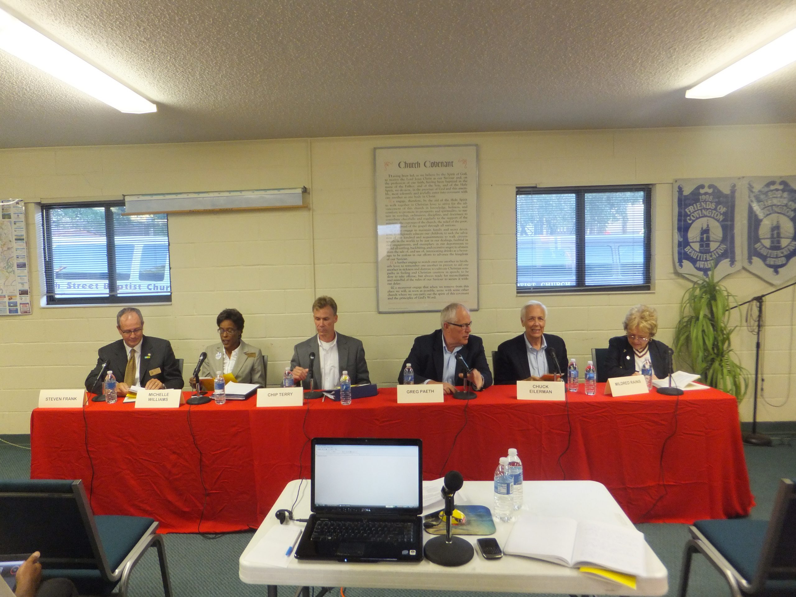covcommdebate924 008