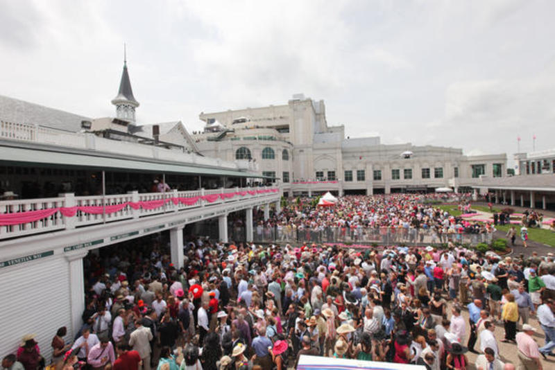 Pink-Out-Survivor-Parade-3